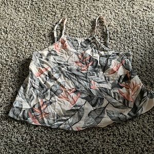 Cute, flowy, cropped tank top